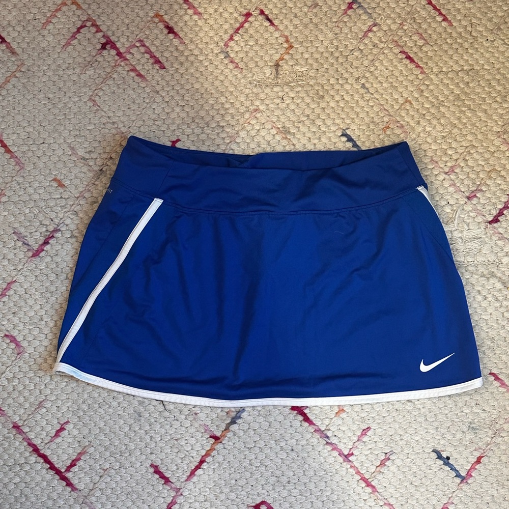 Nike tennis skirt with built in shorts